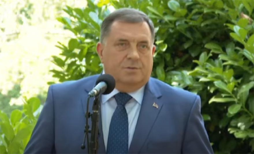 610a8112682cf-milorad dodik.jpg